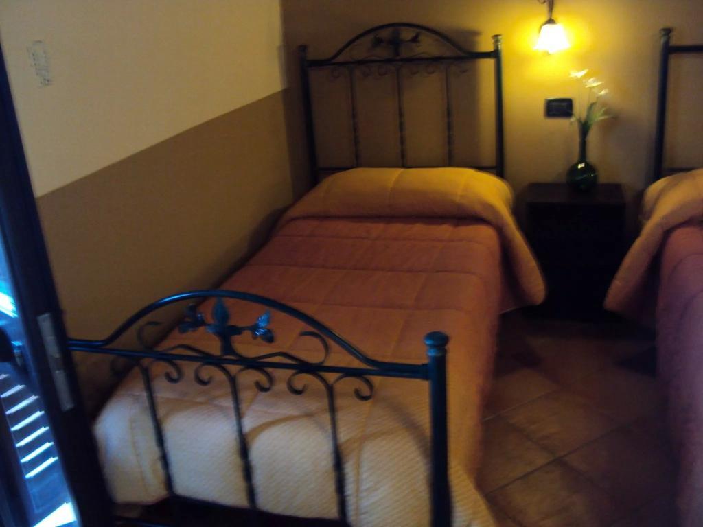Agriturismo Il Pozzo Antico Mascali Exterior photo