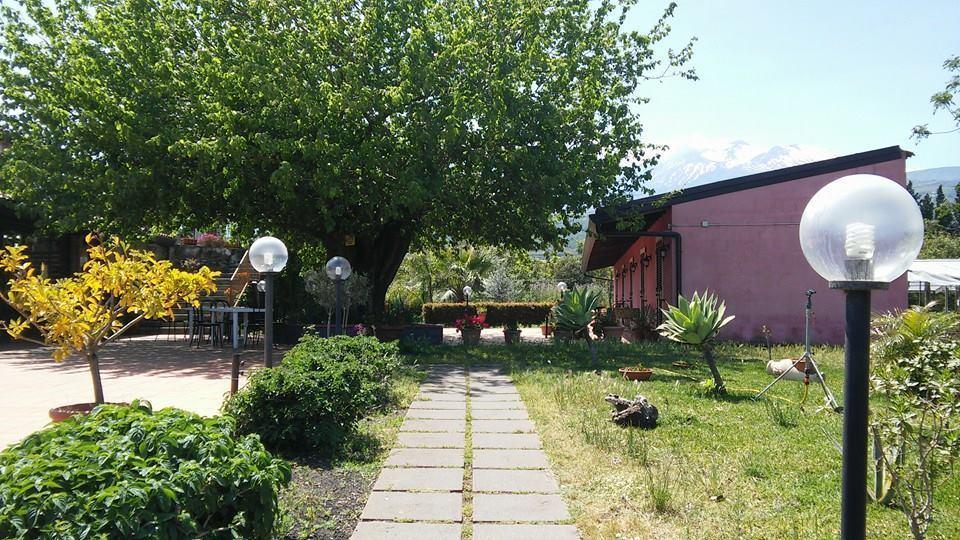 Agriturismo Il Pozzo Antico Mascali Exterior photo