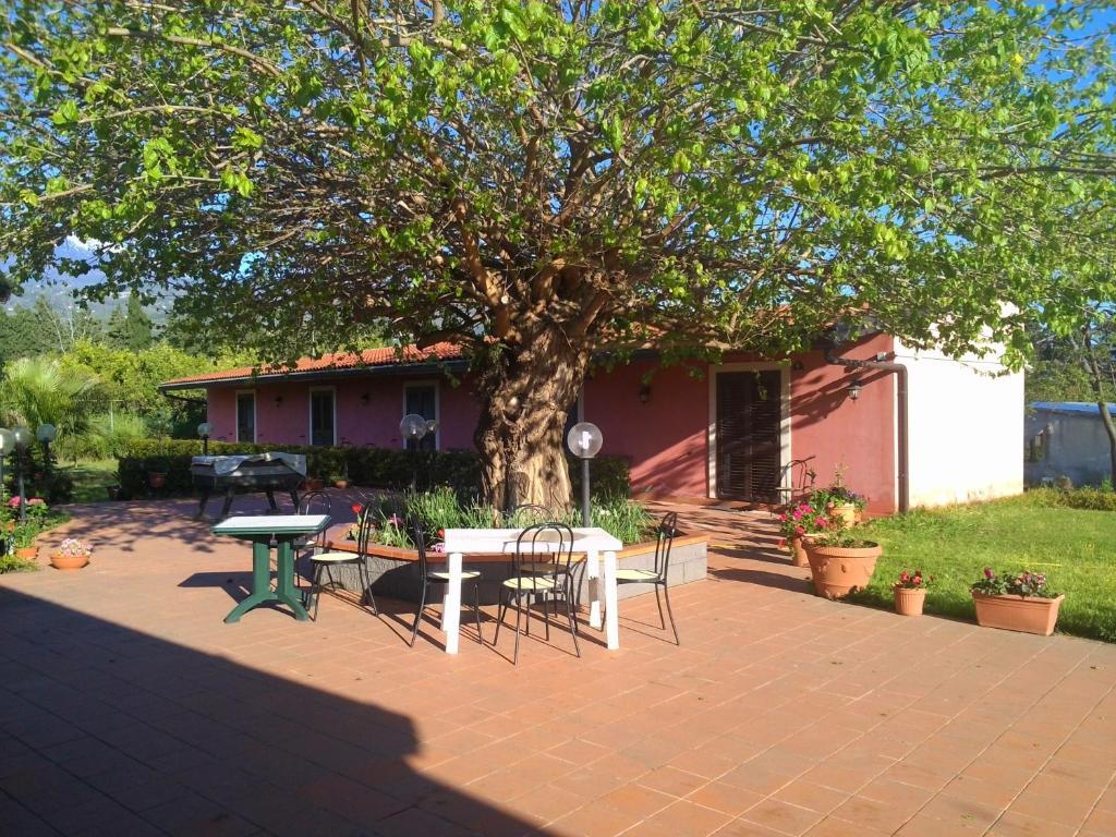 Agriturismo Il Pozzo Antico Mascali Exterior photo