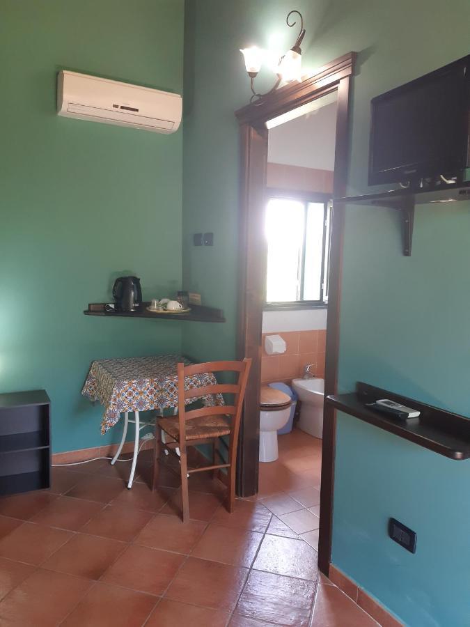 Agriturismo Il Pozzo Antico Mascali Exterior photo